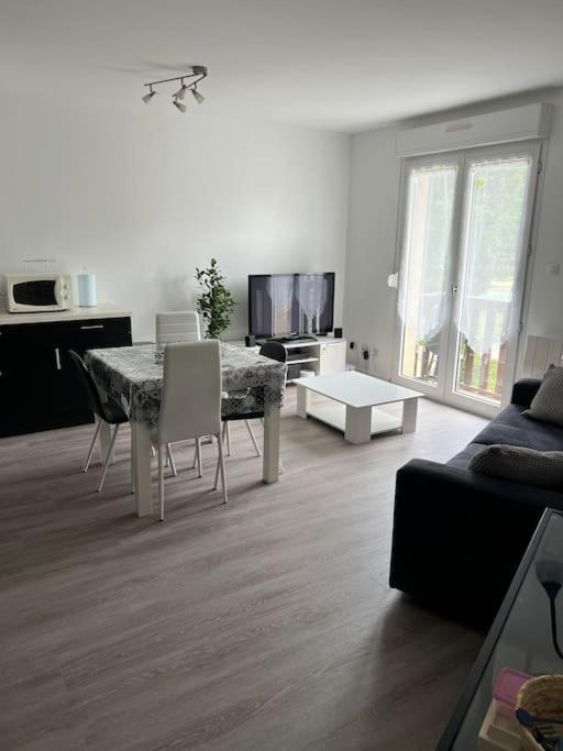 Flat Lejlighed Cransac Eksteriør billede